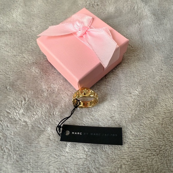 Marc By Marc Jacobs Gold Chain Ring - Picture 3 of 5